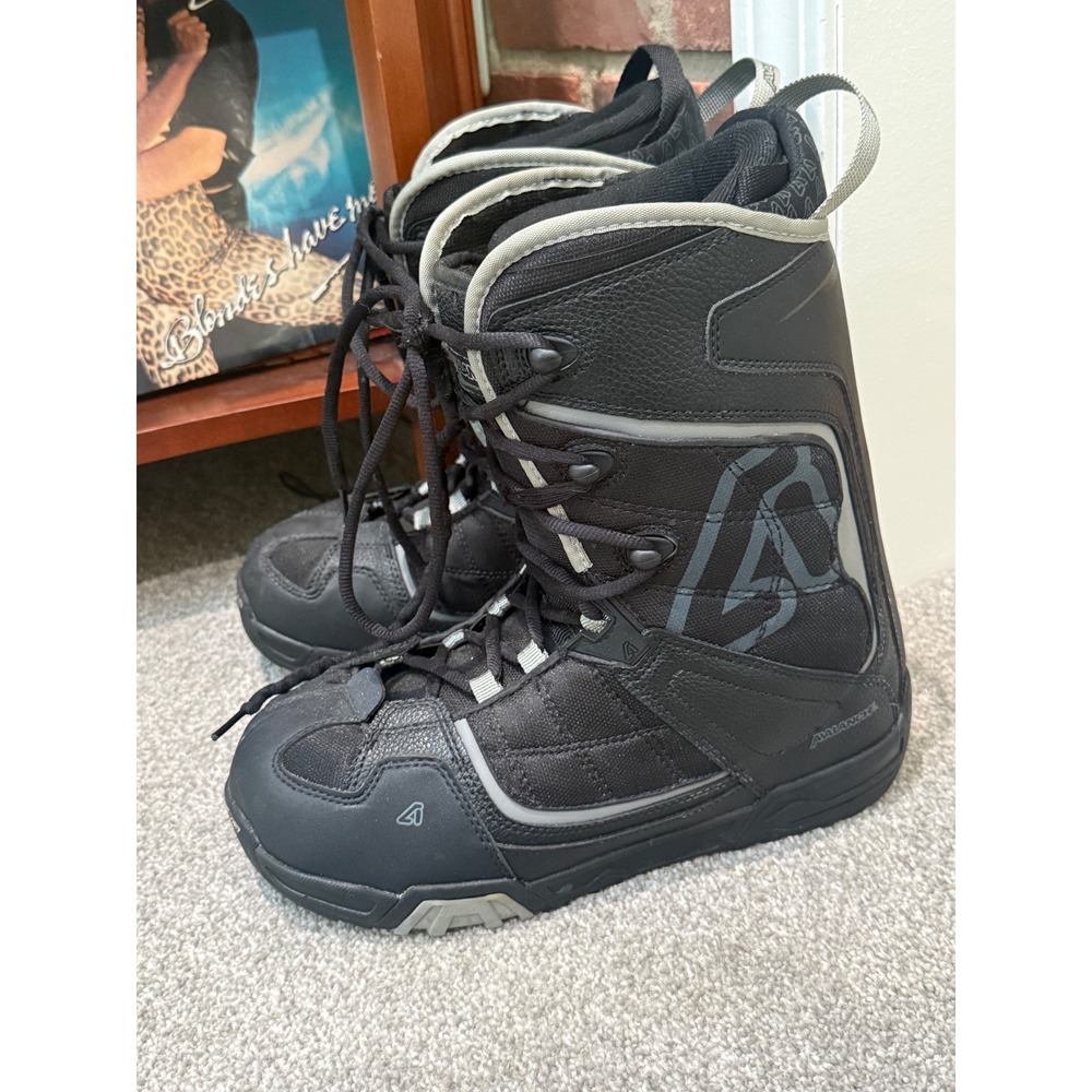 Avalanche Snowboard Boots Mens 9 Black Grey Traditional Lace Up All Mountain